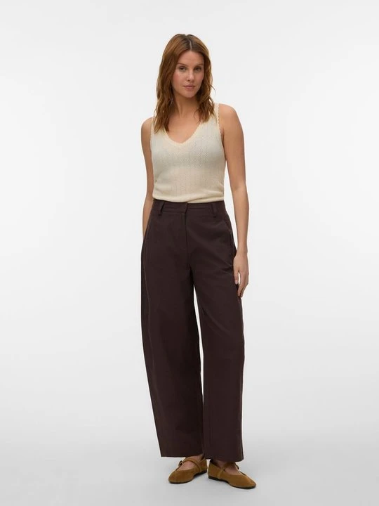 Zdjęcie produktu Spodnie materiałowe Vero Moda ciemnobrązowy