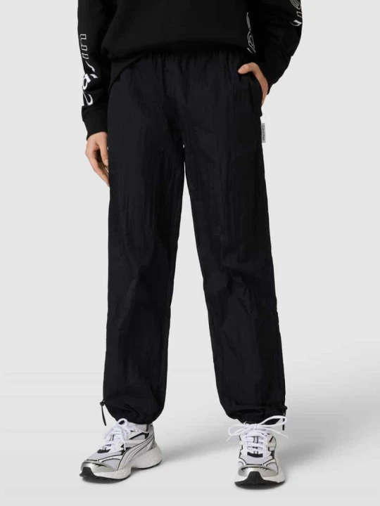 Zdjęcie produktu Spodnie materiałowe z elastycznym pasem Calvin Klein Czarny