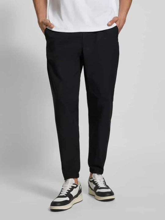 Zdjęcie produktu Spodnie o kroju classic fit z elastycznym pasem Calvin Klein Czarny