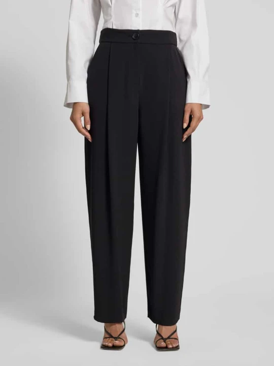 Zdjęcie produktu Spodnie o kroju relaxed fit z zakładkami w pasie Armani Exchange Czarny