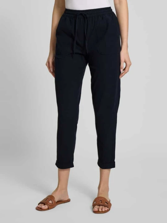 Zdjęcie produktu Spodnie o kroju tapered fit z wpuszczanymi kieszeniami model ‘Cissie’ Soyaconcept Granatowy