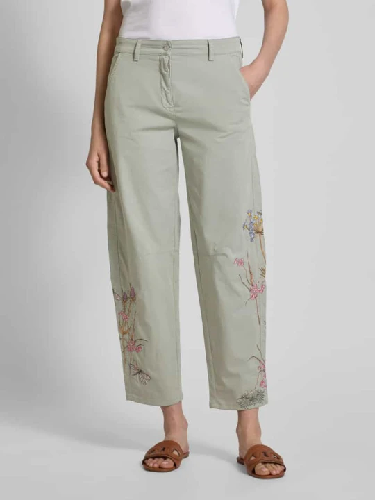 Zdjęcie produktu Spodnie o kroju tapered fit z wyhaftowanym motywem model ‘EVE’ CAMBIO Khaki