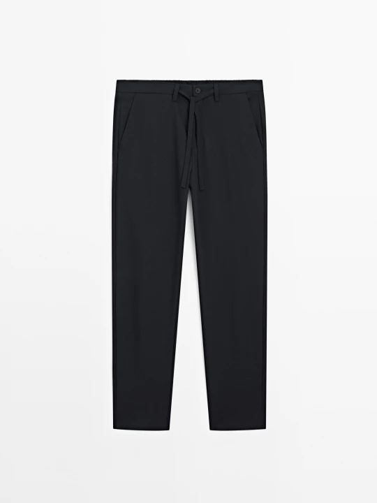 Zdjęcie produktu Spodnie Regular Fit Z Tkaniny Technicznej - Granatowy - - Massimo Dutti - Male
