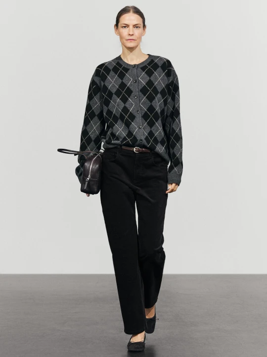 Zdjęcie produktu Spodnie Slim Straight Ze Średnim Stanem Z Mikrosztruksu - Czarny - Massimo Dutti - Female