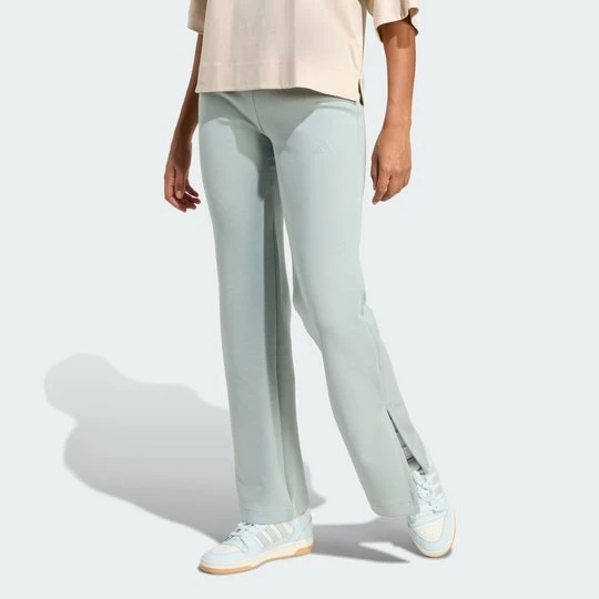 Zdjęcie produktu Spodnie Soft Lux Flared Adidas Wonder Sage