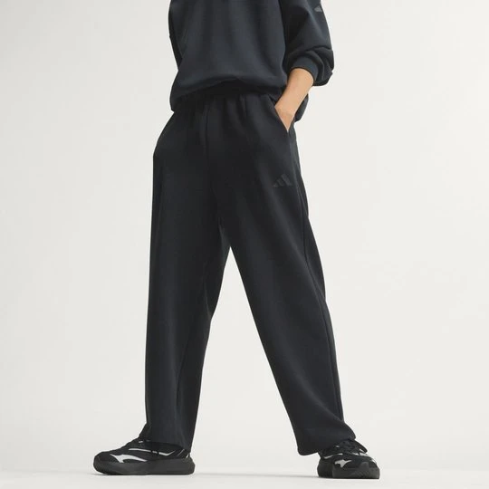 Zdjęcie produktu SPODNIE SOFT LUX Z PROSTYMI NOGAWKAMI Adidas czarny
