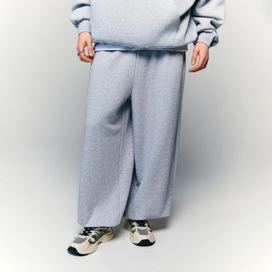Zdjęcie produktu Spodnie super baggy fit jasnoszare House szary
