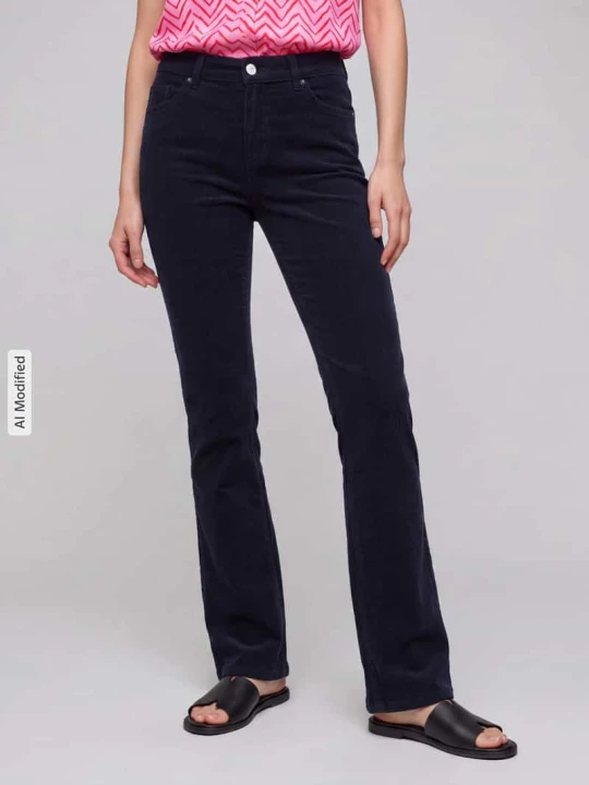 Zdjęcie produktu Spodnie sztruksowe fit and flare z mieszanka bawełny model 'MARY' Only Granatowy