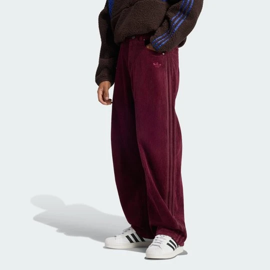 Zdjęcie produktu SPODNIE SZTRUKSOWE TYPU BARREL WINTER CLUB Adidas bordowy