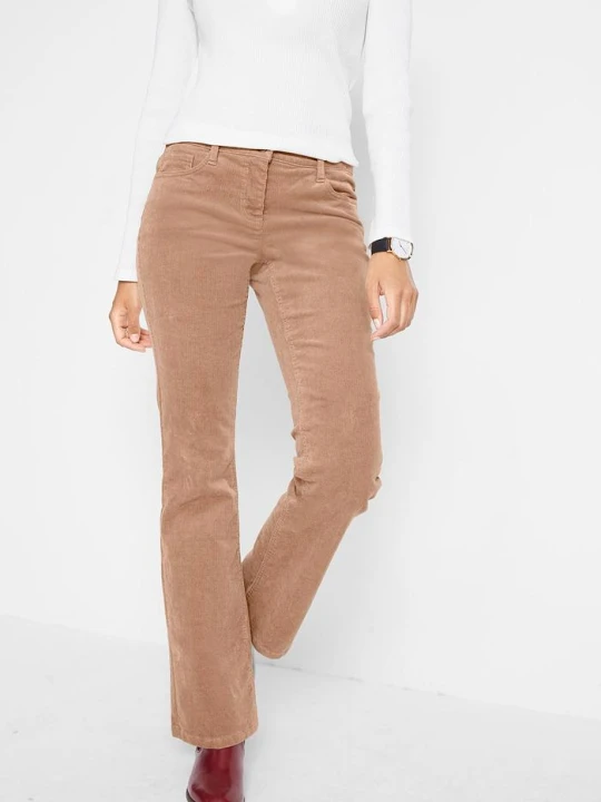 Zdjęcie produktu Spodnie sztruksowe o kroju bootcut, z elastycznej mieszanki bawełny BonPrix brązowy