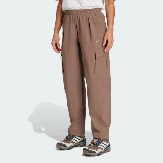 Zdjęcie produktu Spodnie Terrex Xploric Cargo Adidas Earth Strata