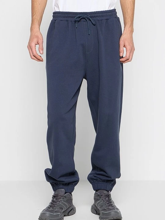Zdjęcie produktu Spodnie treningowe Calvin Klein Jeans granatowy