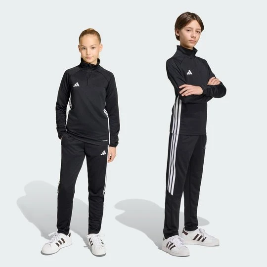 Zdjęcie produktu SPODNIE TRENINGOWE DLA DZIECI TIRO 26 ESSENTIALS Adidas