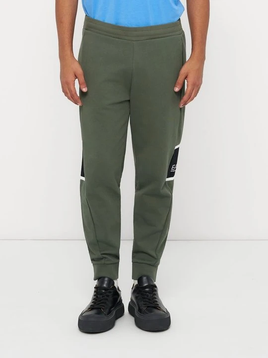 Zdjęcie produktu Spodnie treningowe EA7 Emporio Armani jasnozielony