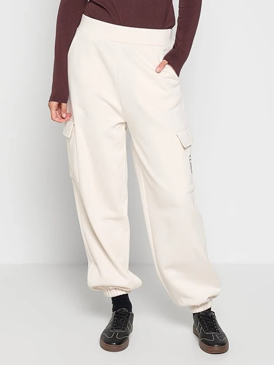 Zdjęcie produktu Spodnie treningowe EA7 Emporio Armani piaskowy