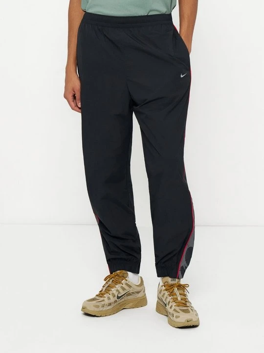Zdjęcie produktu Spodnie treningowe Nike czerwony