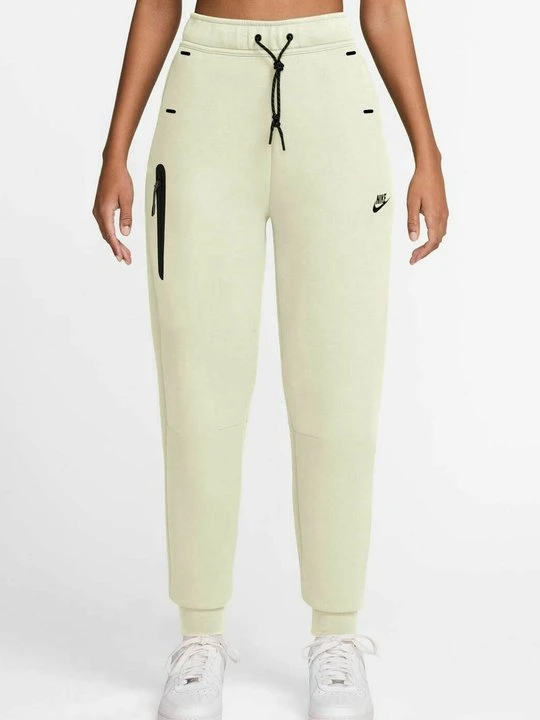 Zdjęcie produktu Spodnie treningowe Nike mleczny