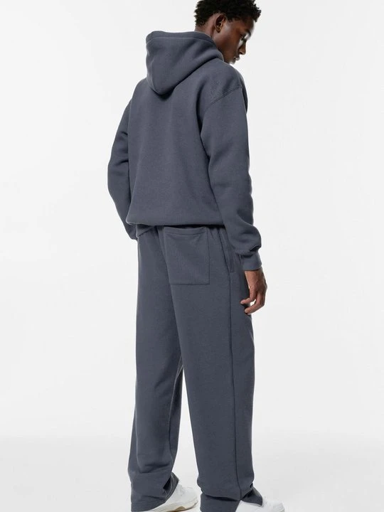 Zdjęcie produktu Spodnie treningowe PULL&BEAR granatowy