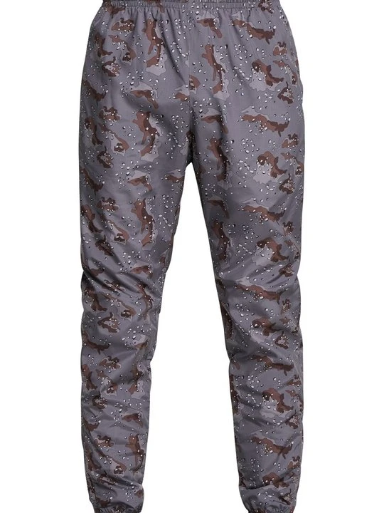 Zdjęcie produktu Spodnie treningowe Urban Classics brązowy