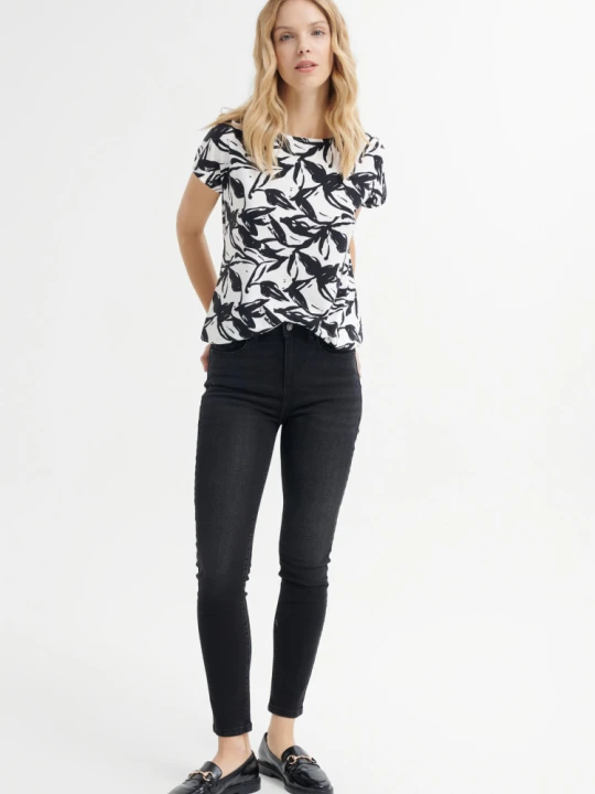 Zdjęcie produktu Spodnie typu slim fit z czarnego denimu Greenpoint