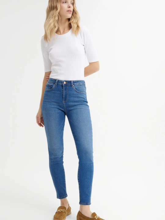 Zdjęcie produktu Spodnie typu slim fit z niebieskiego denimu Greenpoint