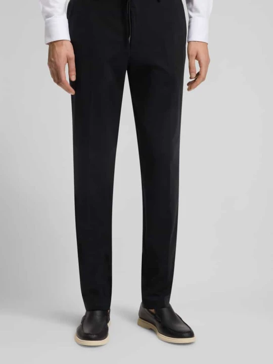 Zdjęcie produktu Spodnie w kroju slim fit ze ściągaczem w pasie Boss Czarny