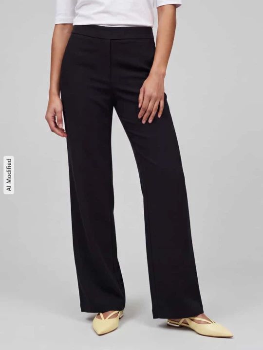Zdjęcie produktu Spodnie z szerokimi nogawkami z mieszanki wiskozy model 'Chiara' MAC Czarny
