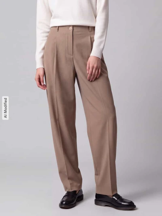 Zdjęcie produktu Spodnie z zakładkami w pasie o kroju barrel fit z dodatkiem wiskozy model 'BRUNO' MAX&Co. Camel
