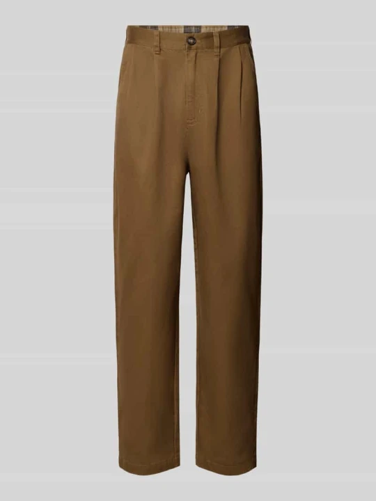 Zdjęcie produktu Spodnie z zakładkami w pasie ze strukturą splotu twill Barbour Piaskowy