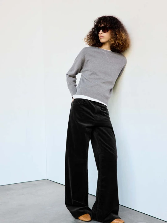 Zdjęcie produktu Spodnie ze sztruksu wide leg czarny - Kobieta - MANGO