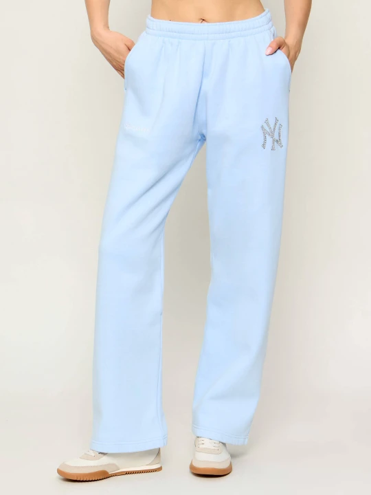 Zdjęcie produktu Sporty&Rich Spodnie dresowe Yankees Krystal | Regular Fit Sporty & Rich błękitny