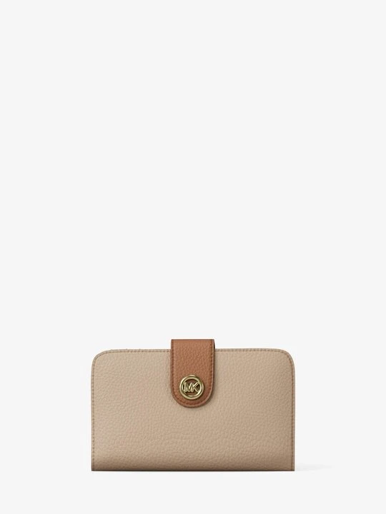 Zdjęcie produktu Średnia portfel ze skóry groszkowej w bloki kolorów z zawieszką z logo MK Pop Michael Kors