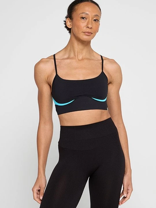 Zdjęcie produktu Stanik sportowy z lekkim wsparciem Stronger czarny