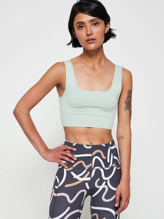 Zdjęcie produktu Stanik sportowy z lekkim wsparciem Sweaty Betty zielony