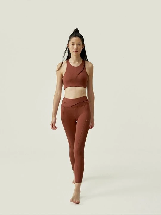 Zdjęcie produktu Stanik sportowy z średnim wsparciem Born Living Yoga