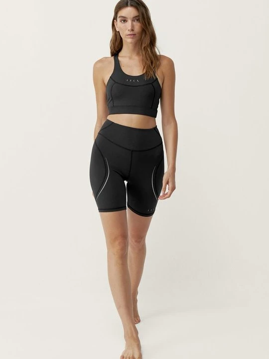 Zdjęcie produktu Stanik sportowy z średnim wsparciem Born Living Yoga czarny
