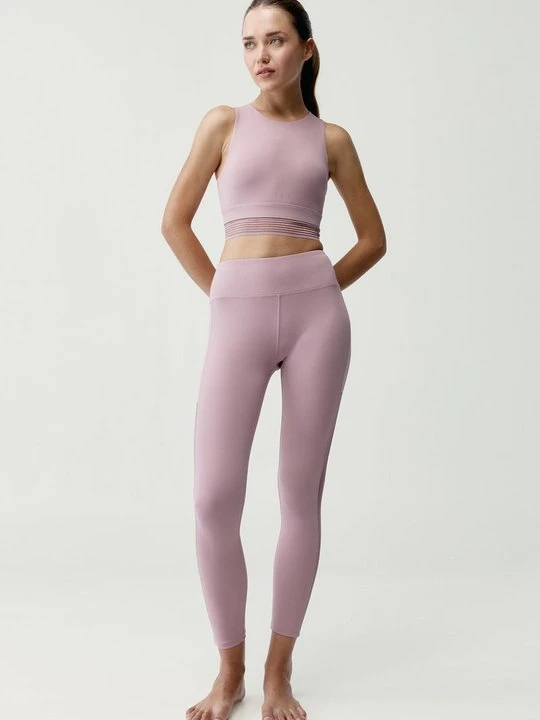 Zdjęcie produktu Stanik sportowy z średnim wsparciem Born Living Yoga jasnoróżowy