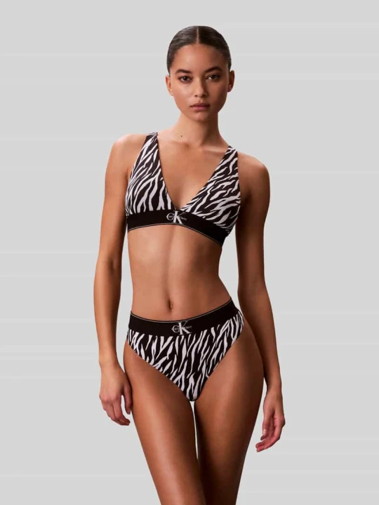Zdjęcie produktu Stringi z detal z logo Calvin Klein Czarny