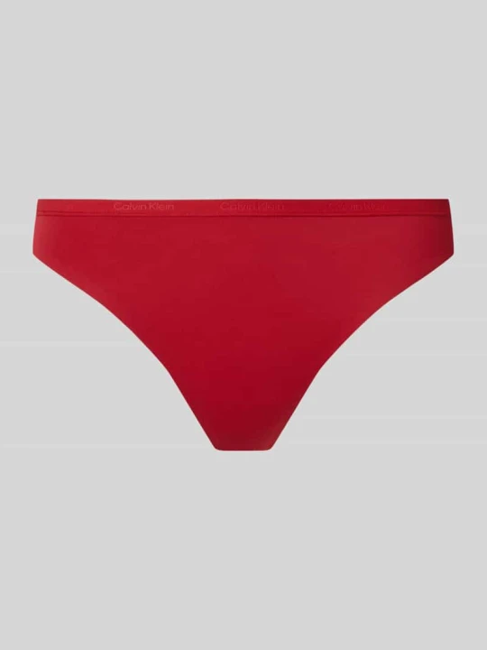 Zdjęcie produktu Stringi z elastycznym pasem i detalami z logo Calvin Klein Czerwony
