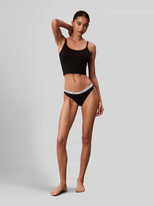 Zdjęcie produktu Stringi z mieszanka bawełny w 5‑pakiecie Calvin Klein Różowy