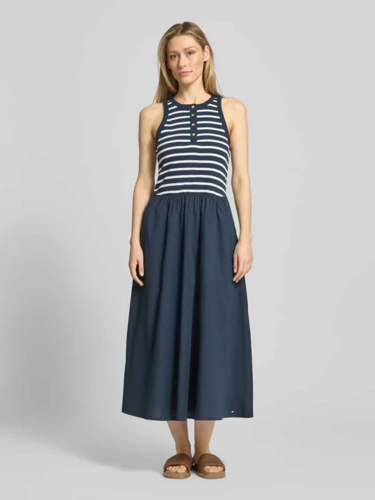 Zdjęcie produktu Sukienka casualowa o linii a z czystej bawełny Tommy Hilfiger Granatowy