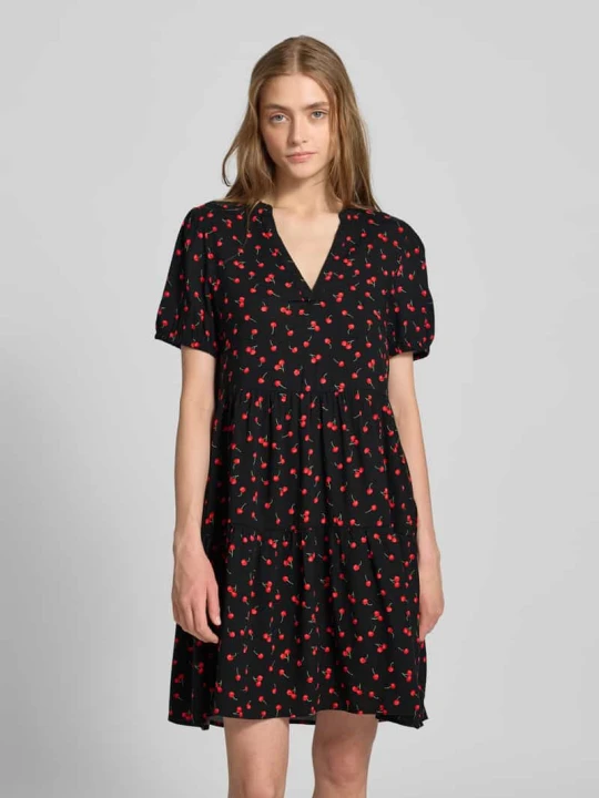 Zdjęcie produktu Sukienka casualowa o linii A z czystej wiskozy model ‘NOVA LIFE’ Only Czarny