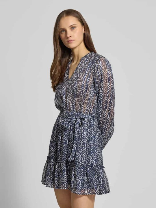 Zdjęcie produktu Taliowana sukienka casualowa z detalami z efektownej przędzy Model 'AVERY' Only Granatowy