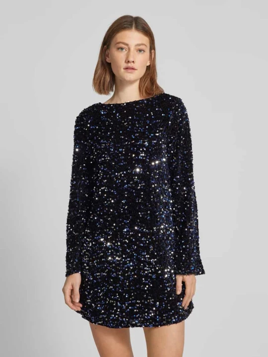 Zdjęcie produktu Sukienka cekinowa o kroju regular fit z kokardą model ‘KAM’ Pieces Czarny