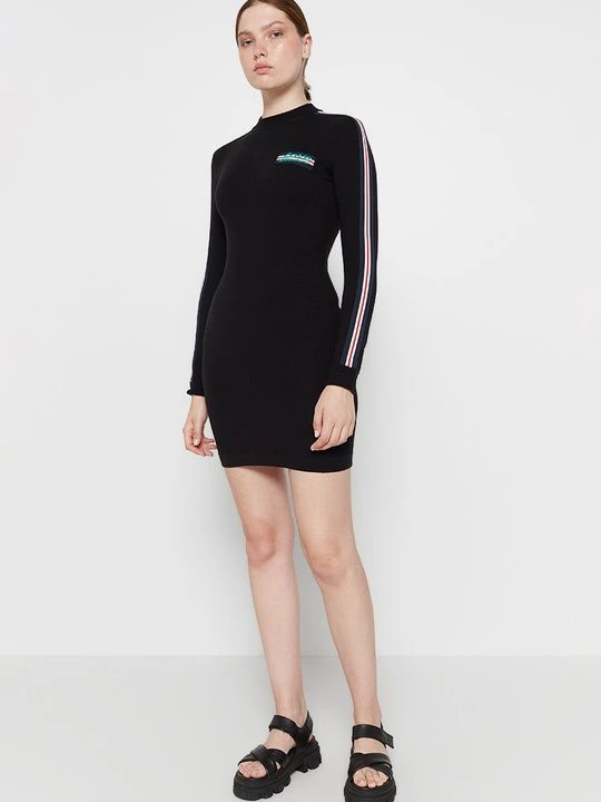 Zdjęcie produktu Sukienka dzianinowa LOVE MOSCHINO czarny