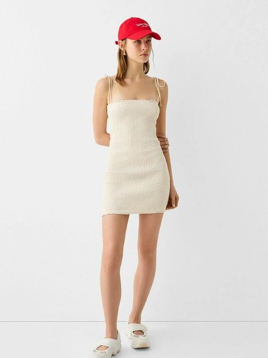 Zdjęcie produktu Sukienka etui Bershka piaskowy