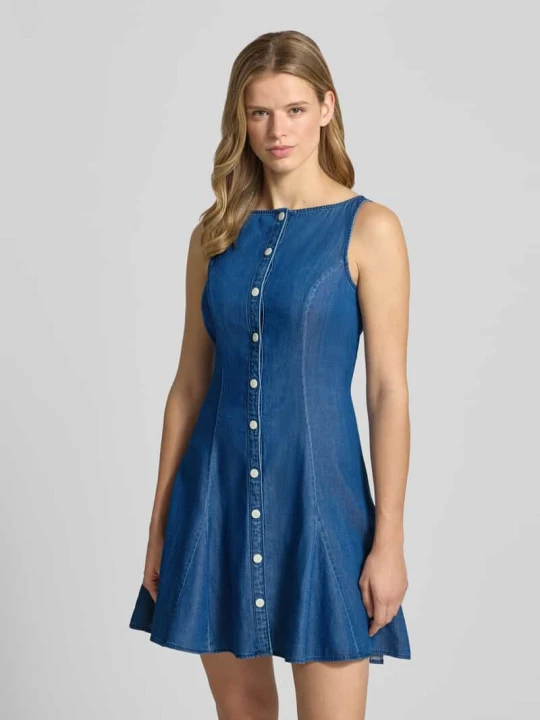Zdjęcie produktu Sukienka jeansowa o kroju slim fit z mieszanki bawełny i lyocellu Levi's Jeansowy niebieski