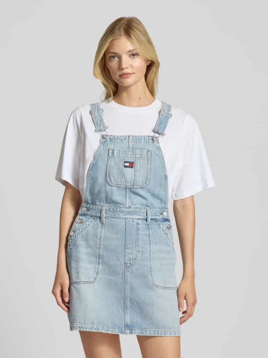 Zdjęcie produktu Sukienka jeansowa o lekko rozkloszowanym kroju z czystej bawełny Tommy Jeans Jasnoniebieski