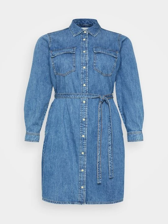 Zdjęcie produktu Sukienka jeansowa ONLY Carmakoma niebieski denim