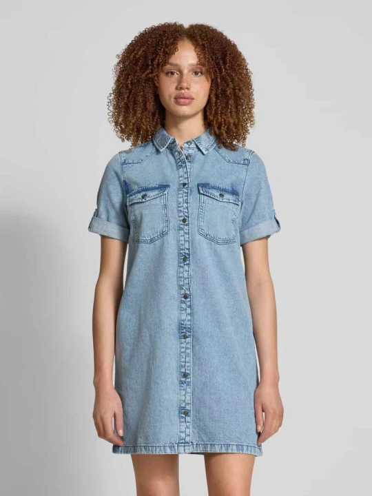 Zdjęcie produktu Sukienka jeansowa z rękawem o dł. 1 / 2 model ‘NEW SIGNE’ Noisy May Jasnoniebieski